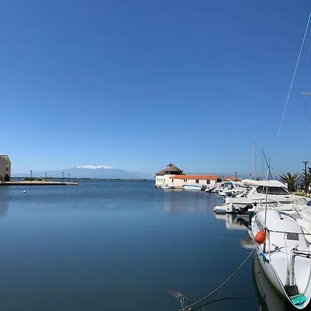 Appartement T2 Neuf + Bateau / Piscine Super Infrastructures